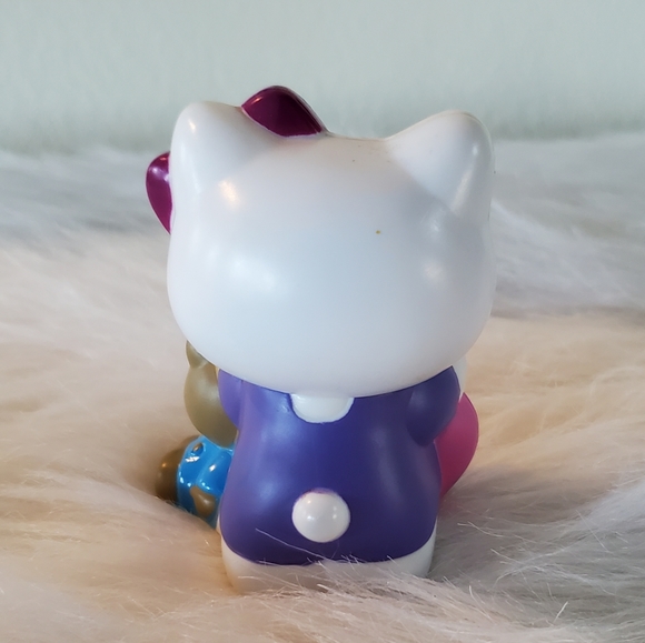 Three Hello Kitty Miniature Collectible Dolls - Picture 6 of 11